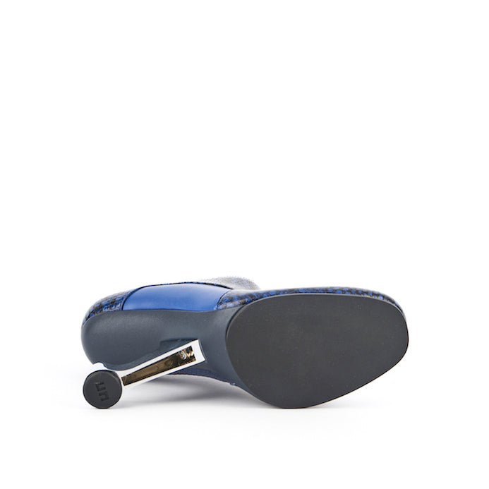 EAMZ DOT COBALT