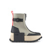 Bota de nylon y piel para mujer en color gris y rosa fucsia.