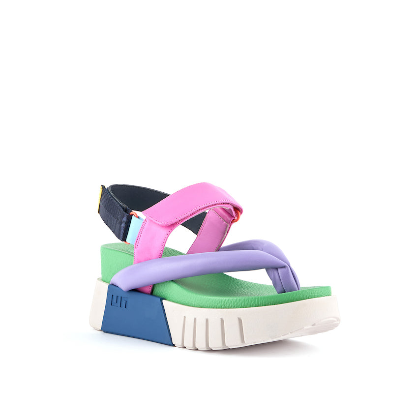 Sandalias acolchadas en tonos pastel con doble plataforma
