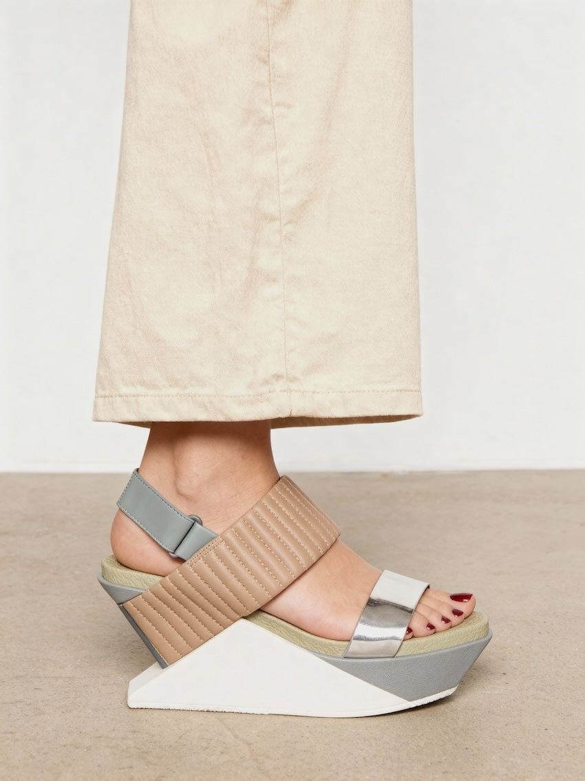 DELTA WEDGE PUFFIER SIERRA