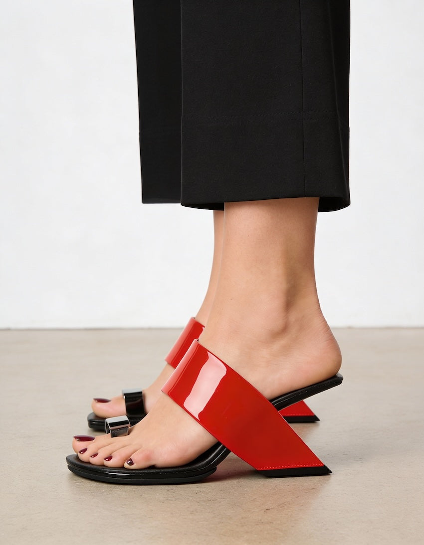 LOOP TOE HI CUBE RING FLUO RED