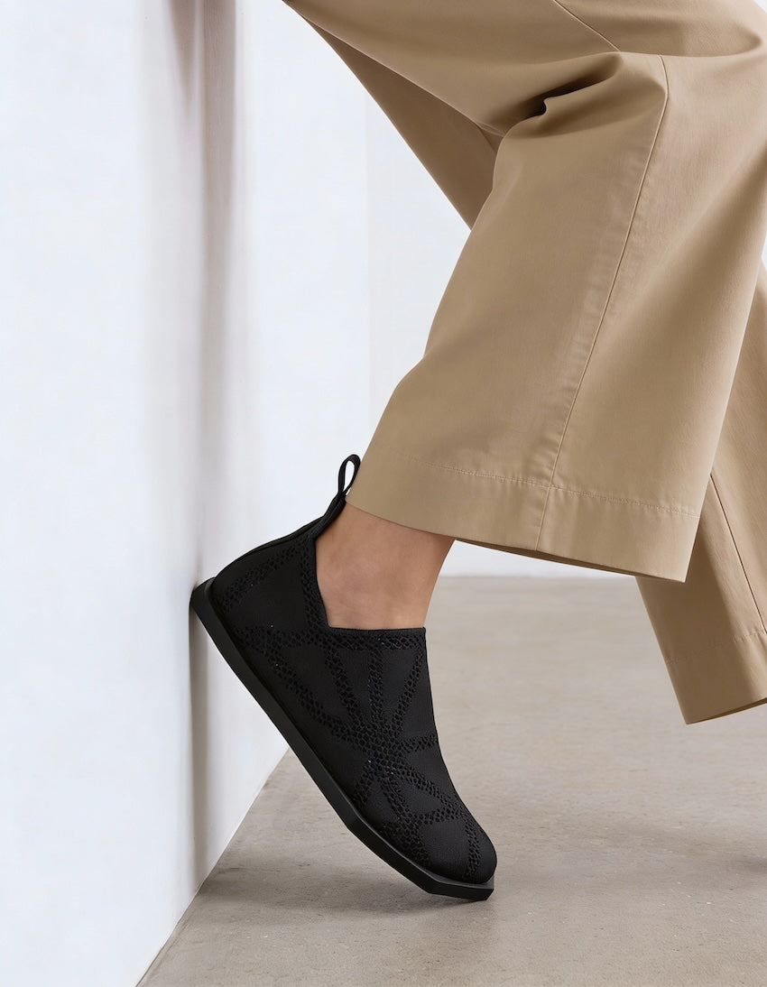 POLY FABRIC LO BLACK