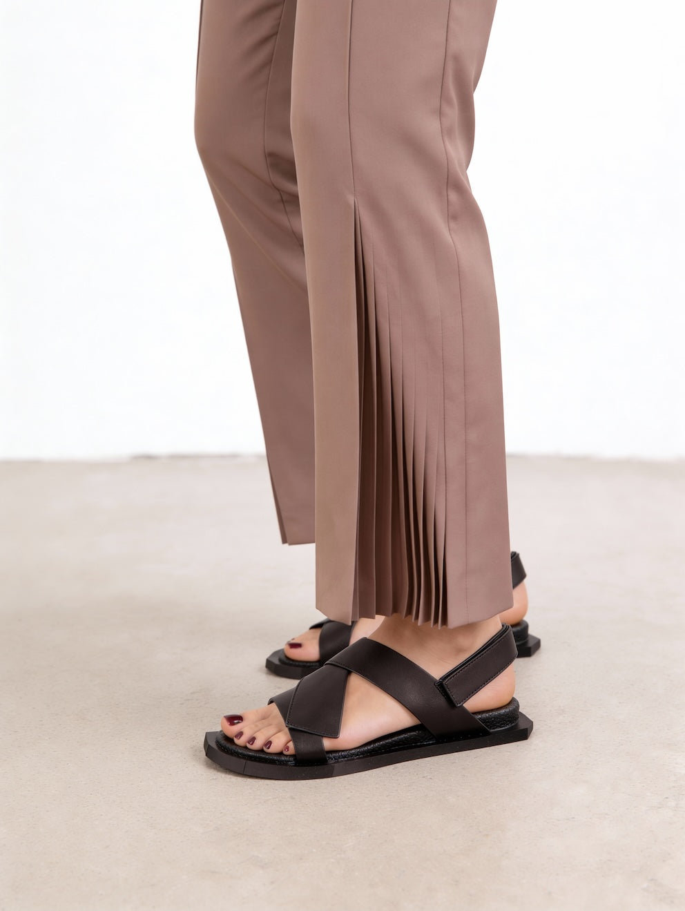 POLY STRAPS LO BLACK