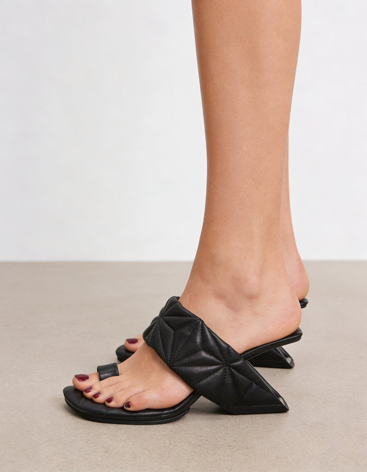 LOOP TOE HI BLACK PUFFY