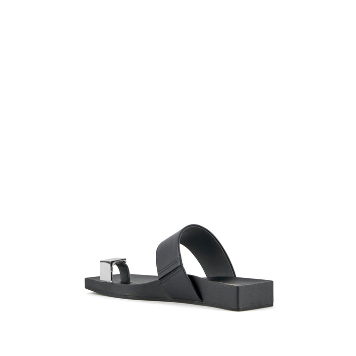 LOOP TOE LO CUBE RING BLACK