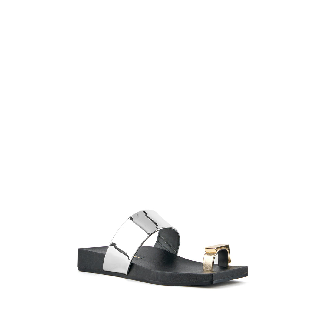 LOOP TOE LO CUBE RING SILVER