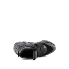 Cargar imagen en el visor de la galería, Space Kick Women Black
